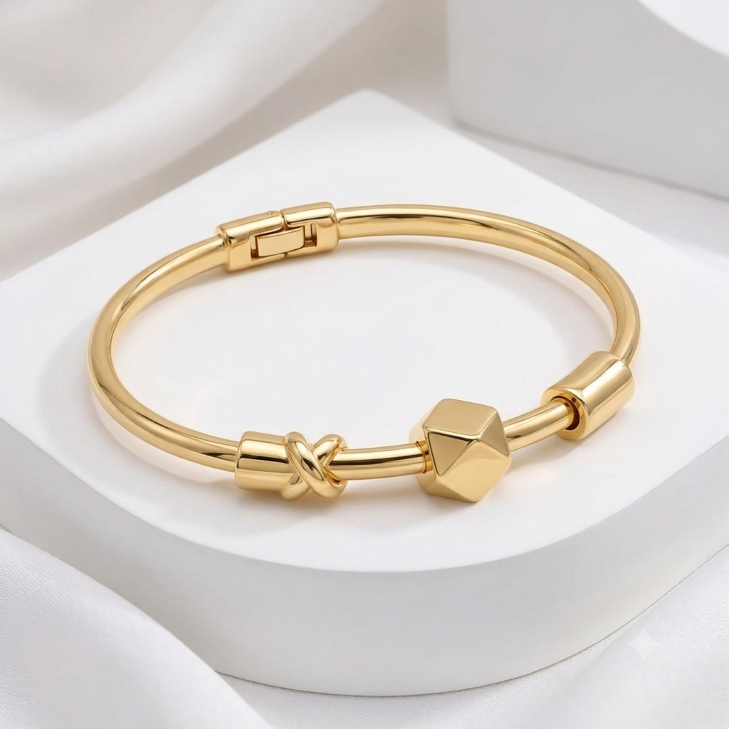VORAN ÉTOILE™ Premium Charm Bracelet